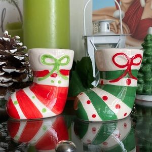 Salt & Pepper shakers